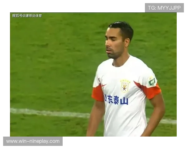 全球最节俭足球明星：从豪车到生活细节都力求简约的另类球员